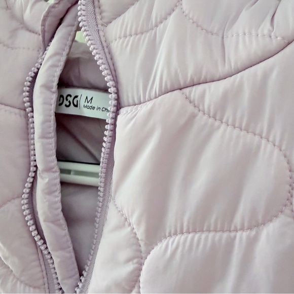 DSG Lavender Quilted Hooded Puffer Vest Size M - Picture 2 of 7